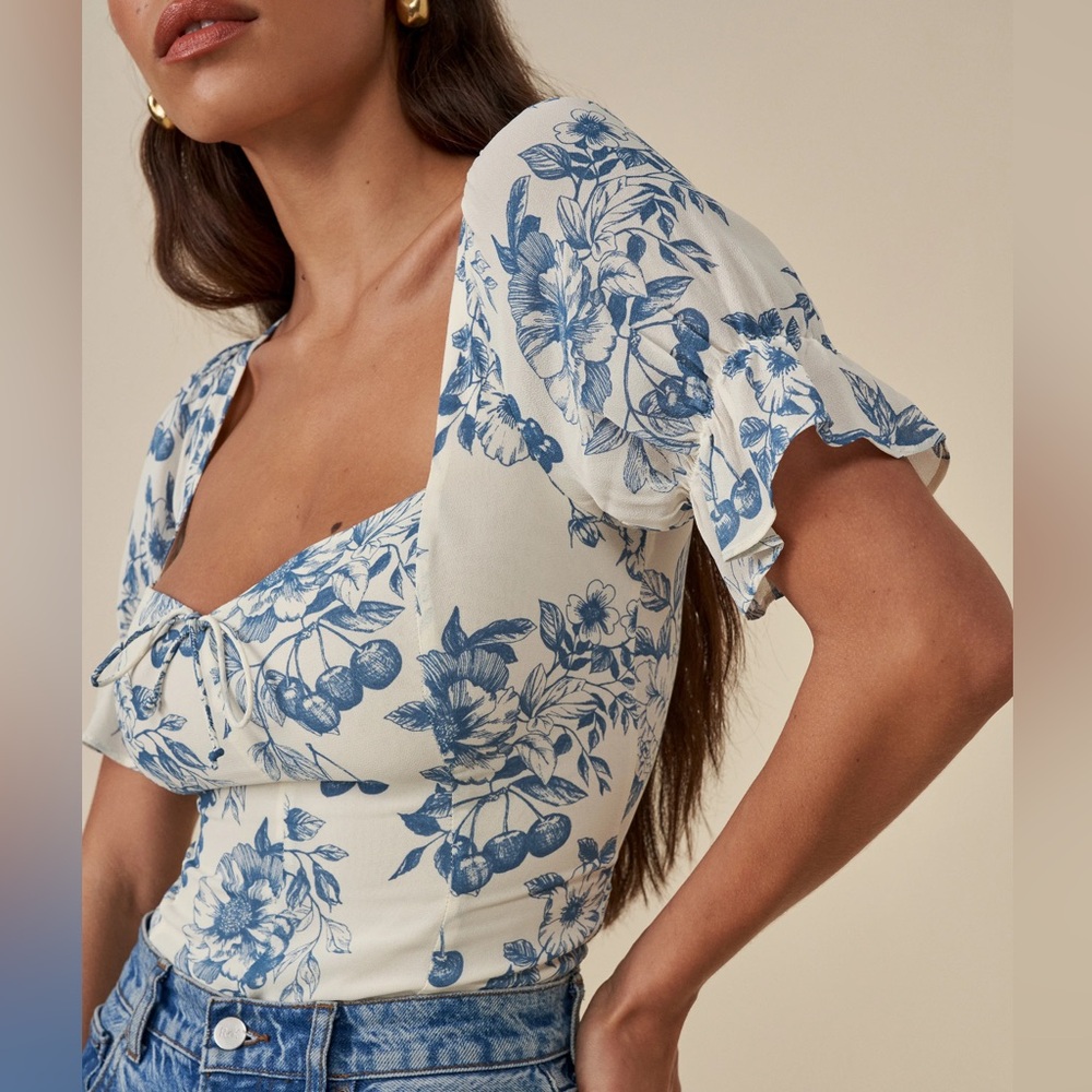 Reformation Delevan Top Like New